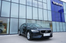 Volvo V60 T4 MOMENTUM AUT 1.maj. na operativní leasing
