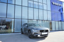 Volvo V90 CROSS COUNTRY D5 AWD AUT 1.maj na operativní leasing