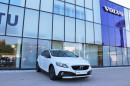 Volvo V40 CROSS COUNTRY D2 AUT 1.maj. na operativní leasing