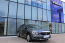 Volvo V60 CROSS COUNTRY D4 AWD AUT PLUS na operativní leasing