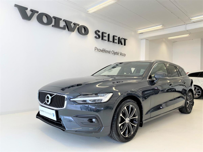 Volvo V60 D4 MOMENTUM AUT 1.maj. na operativní leasing