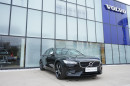 Volvo S90 D5 AWD R-DESIGN AUT na operativní leasing