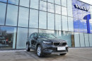 Volvo XC40 D3 MOMENTUM AUT REZERVACE na operativní leasing