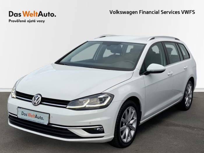 Volkswagen Golf Variant Highline na operativní leasing